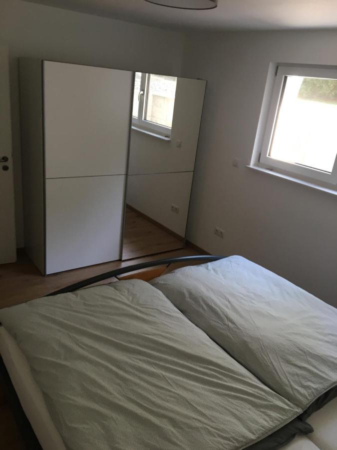 Peter'S Ferienwohnung Im Souterrain 诺伊里德 外观 照片